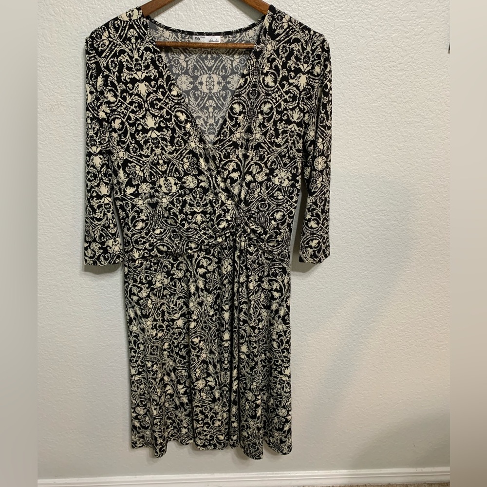 CS Focus Studio, size 10, black and white, good shape